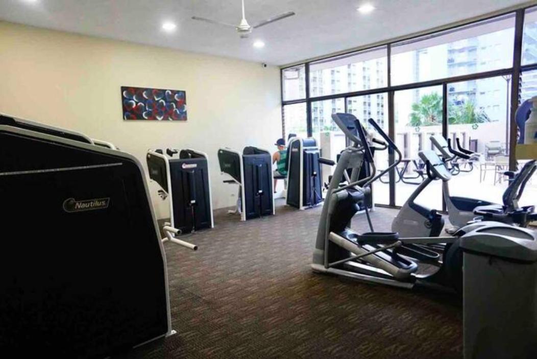 1414- Heart Of Waikiki With Kitchen - Free Parking - City View Honolulu Bagian luar foto